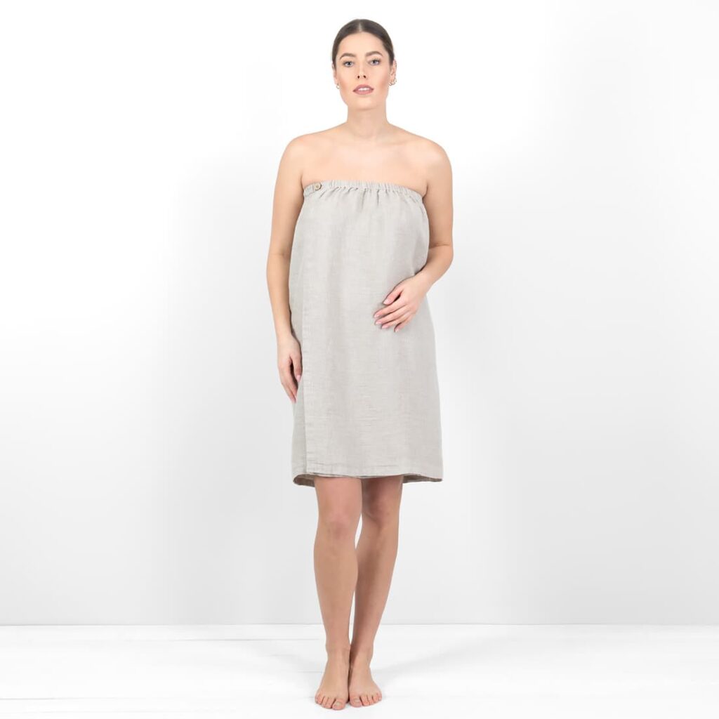 PURO Saunakilt naturgrau 1 Grey towel with a button