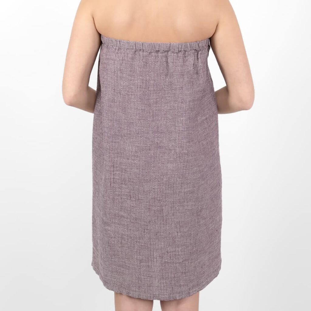 PURO Saunakilt violett meliert 6 linen violet wrap towel, from backside