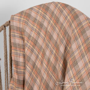 DIEGO Plaid kariert 14 checked linen throw, washed.