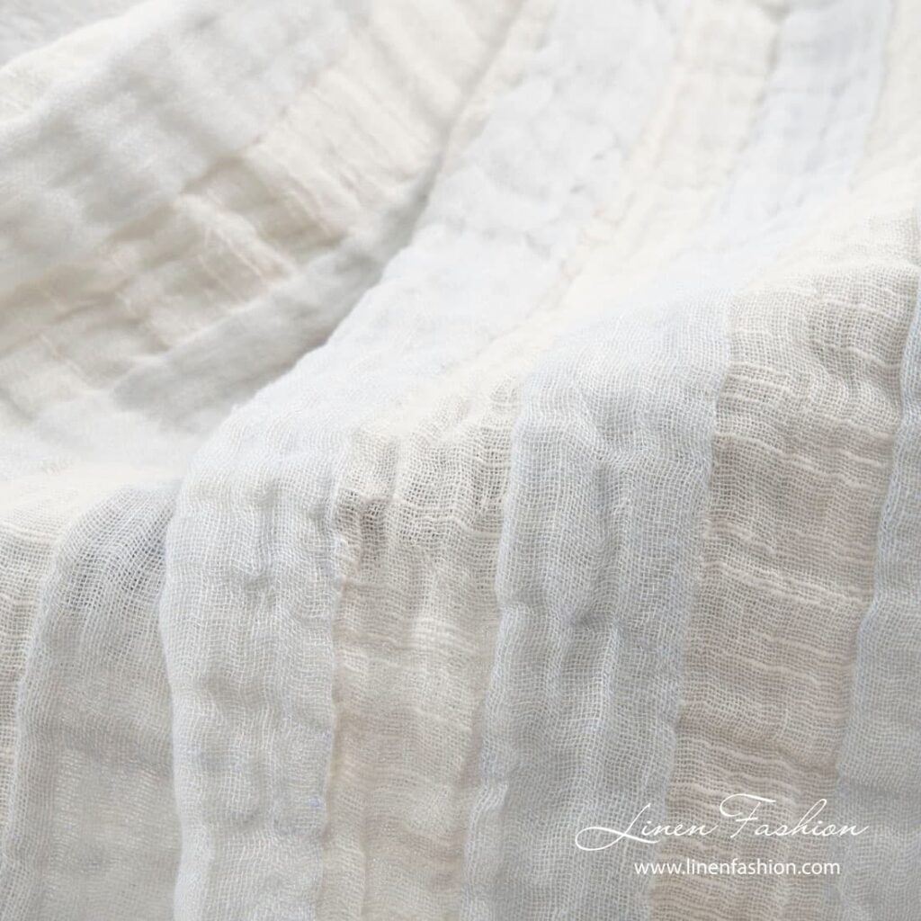 MADAM Plaid bläulich 4 Off-white blanket, madam.