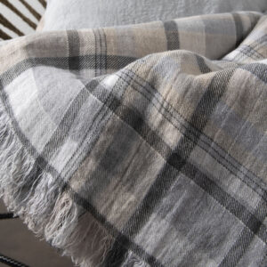 JARA Plaid grau 9 JARA grey linen blanket with fringes