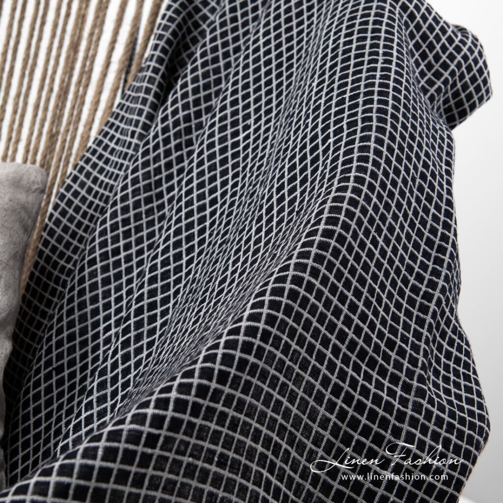 KUBA Plaid schwarz 4 Black linen cotton blanket with white grid