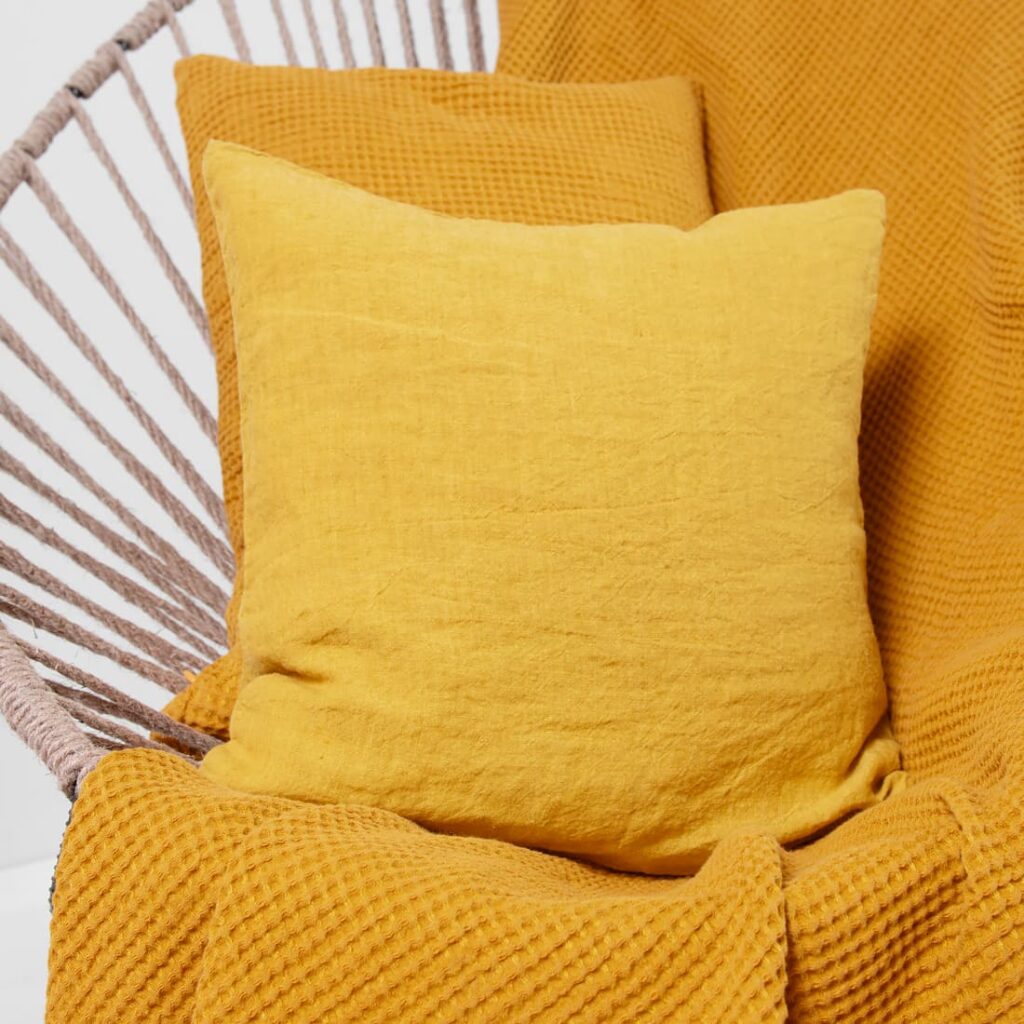 BINGO Plaid senfgelb 3 Yellow linen cotton blanket, with cushion covers