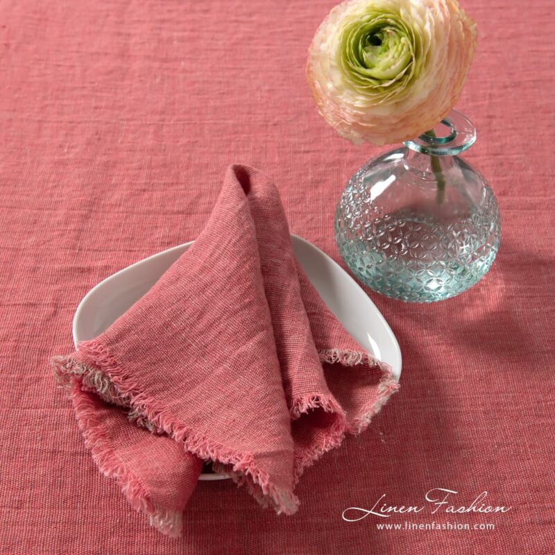 MANTIS greyish red linen napkin