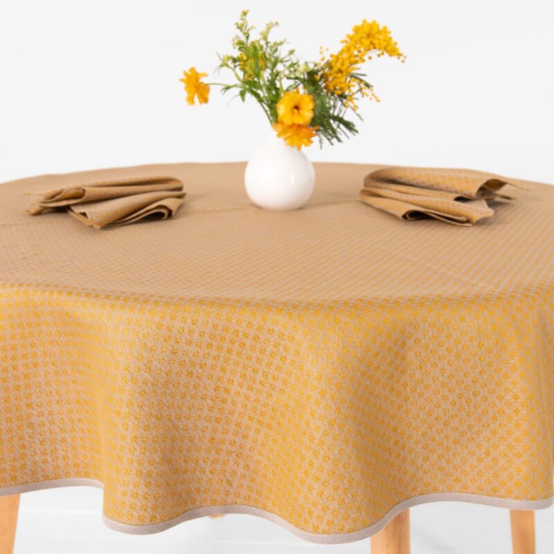 Round/oval linen cotton yellow tablecloth, with matching napkins