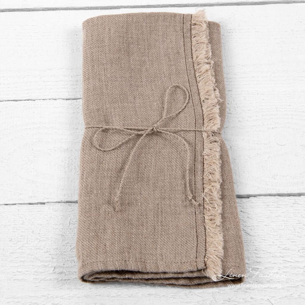 Küchentuch 2 2 Linen kitchen towel with fringes and brown stitches