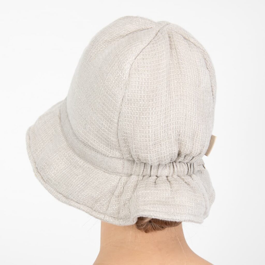 PURO Saunamütze hellgrau 2 natural linen sauna hat from back