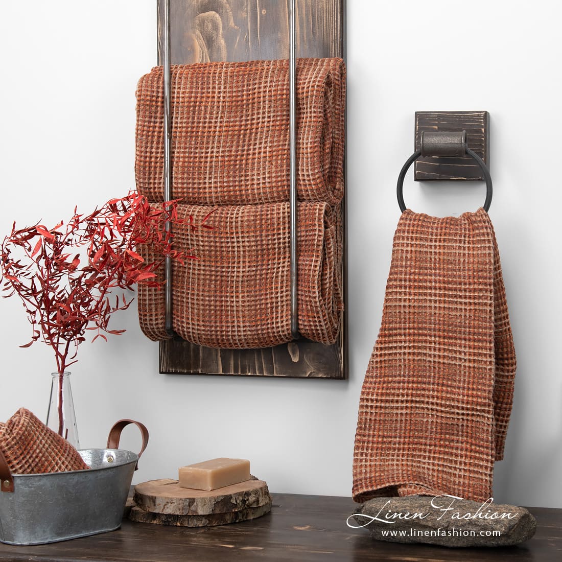 BINGO brown linen bath towel