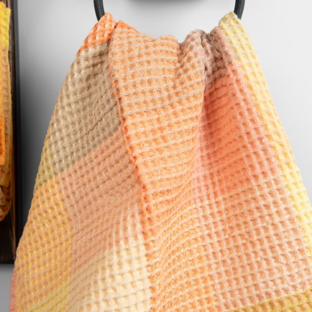 BINGO Handtuch orange 2 linen orange bath towel, waffle.