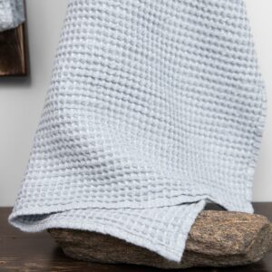 BINGO Handtuch eisblau 12 Linen cotton blue waffle towel, washed.