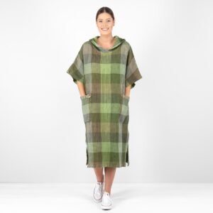 BINGO Poncho moosgrün 7 green linen poncho bingo.