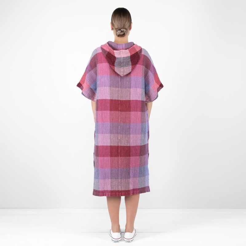 lilac linen poncho from backside.