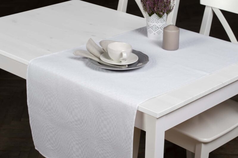 COSMOS Tischläufer schneeweiß