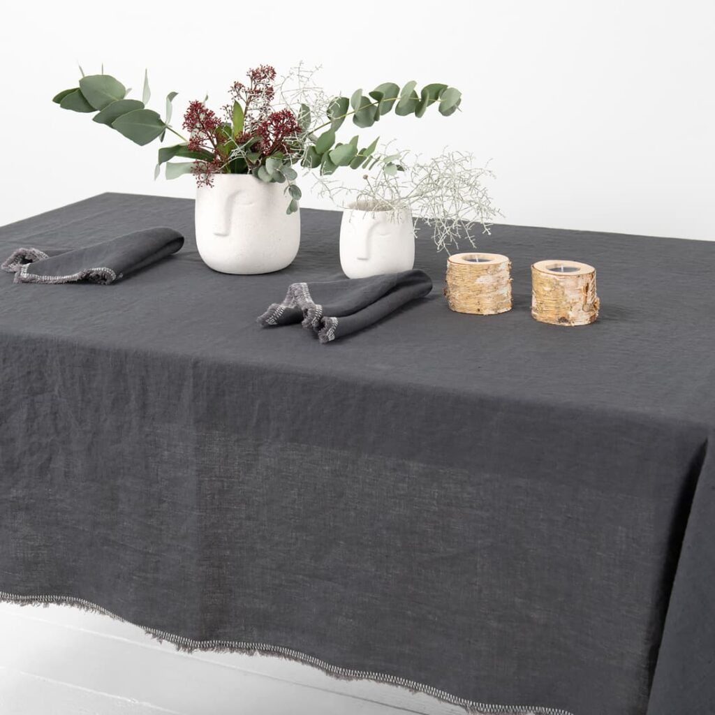 ALBA Tischdecke anthrazit 2 linen grey tablecloth with decorative seam, washed.