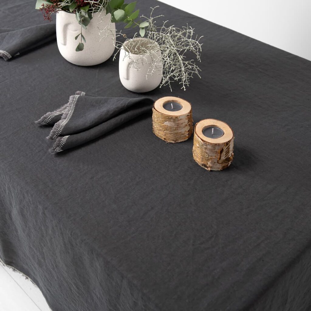 ALBA Tischdecke anthrazit 5 linen grey tablecloth with decorative seam for decoration.