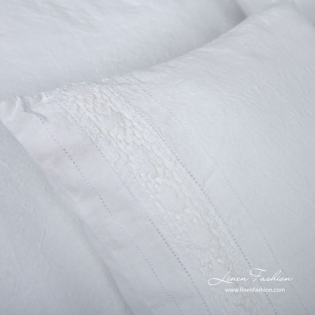 REGATA Rosa Bettwäsche 8 Pillowcase in white.