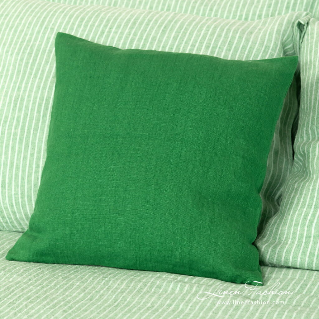 FROGA Rosa Bettwäsche 5 bedlinen green stripes with green decorative pillow case.