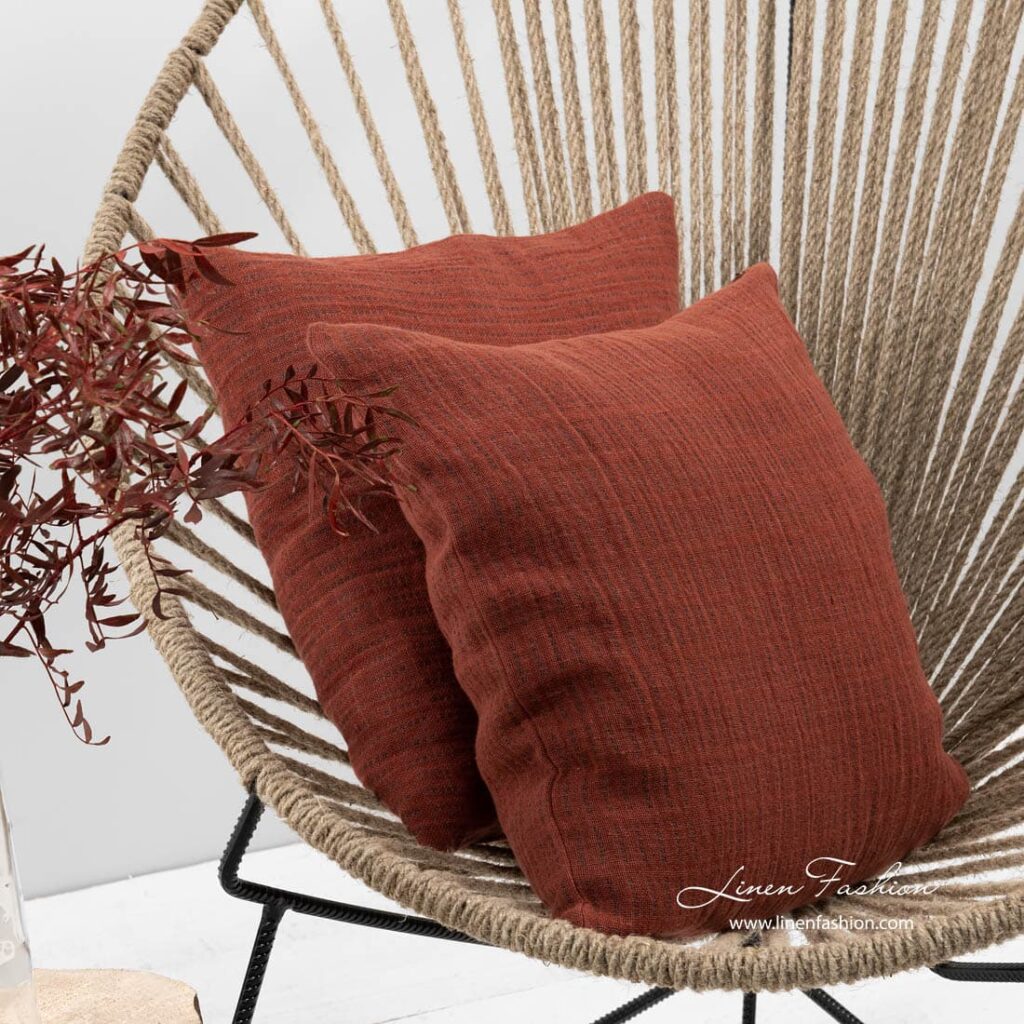 TERRA rote Kissenhülle 1 Red cushion cover, terra.