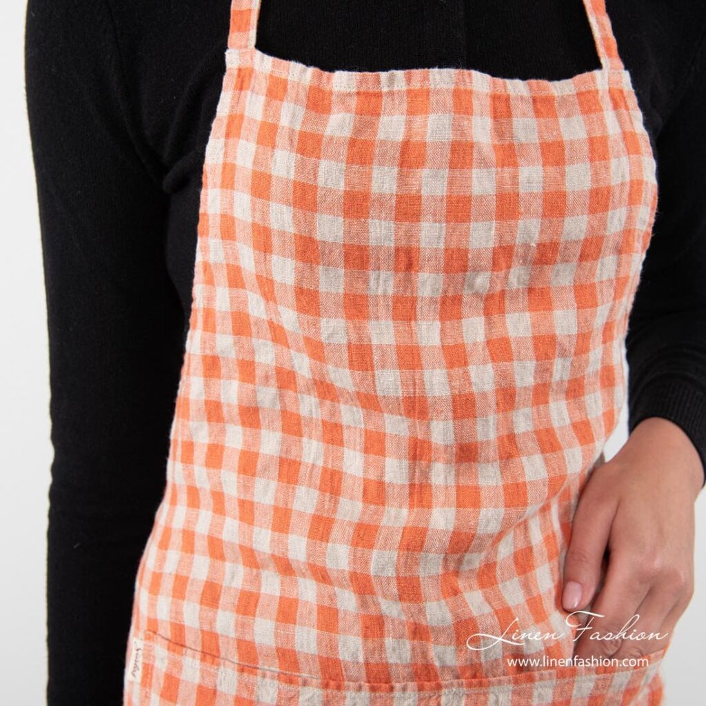 GAMMA Schürze kariert 3 100% linen apron in orange.