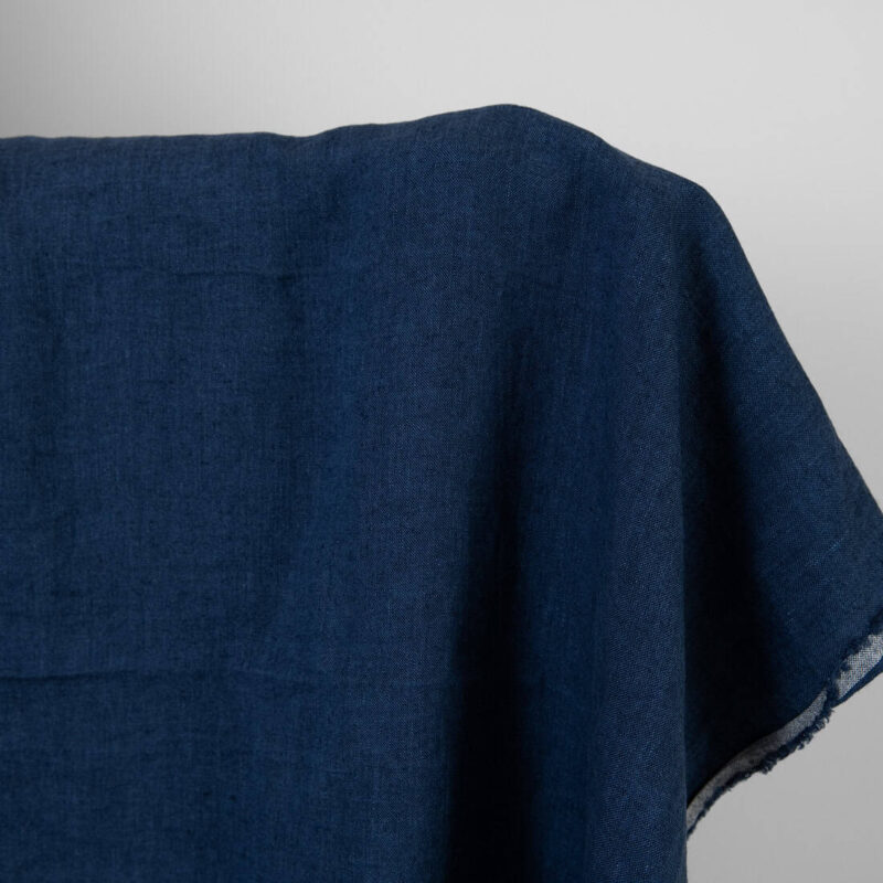 Leinenstoff jeansblau-dunkelblau meliert gewaschen – Bild 2