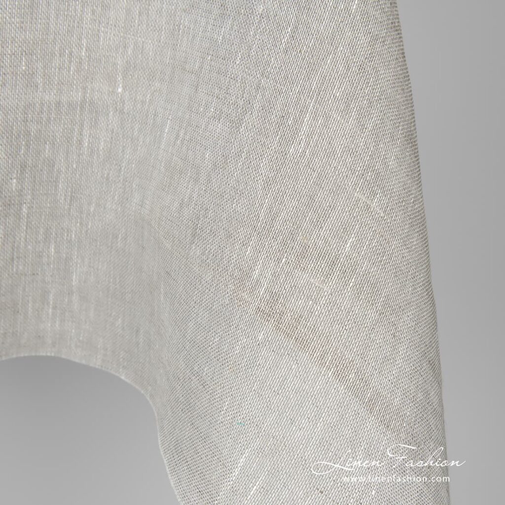 Transparenter Leinenstoff in Natur und Weiß 4 Transparent, lightweight light grey 100% linen fabric