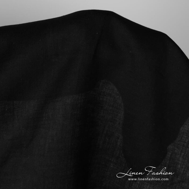 Plainly-woven pure linen fabric in black