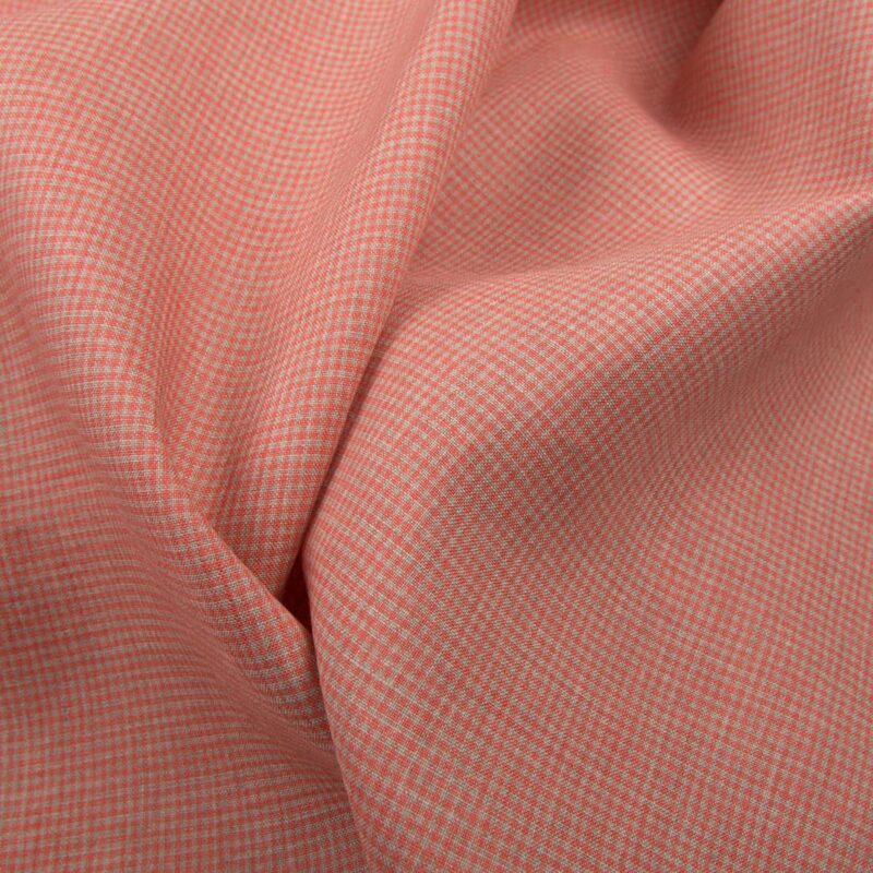 Leinenstoff mit kleinen Karos in Rosa