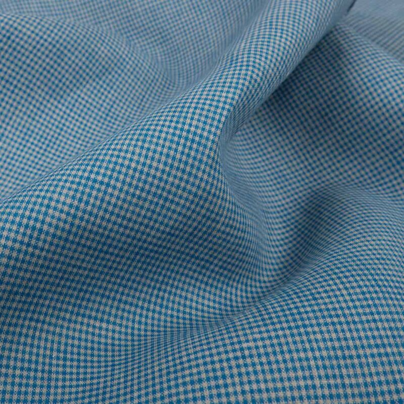 Leinenstoff mit kleinen Karos in Blau