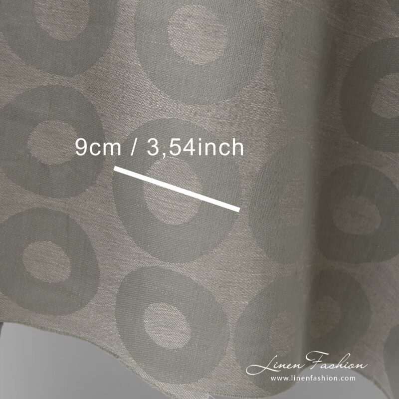 Composition: 52% linen / 48% cotton