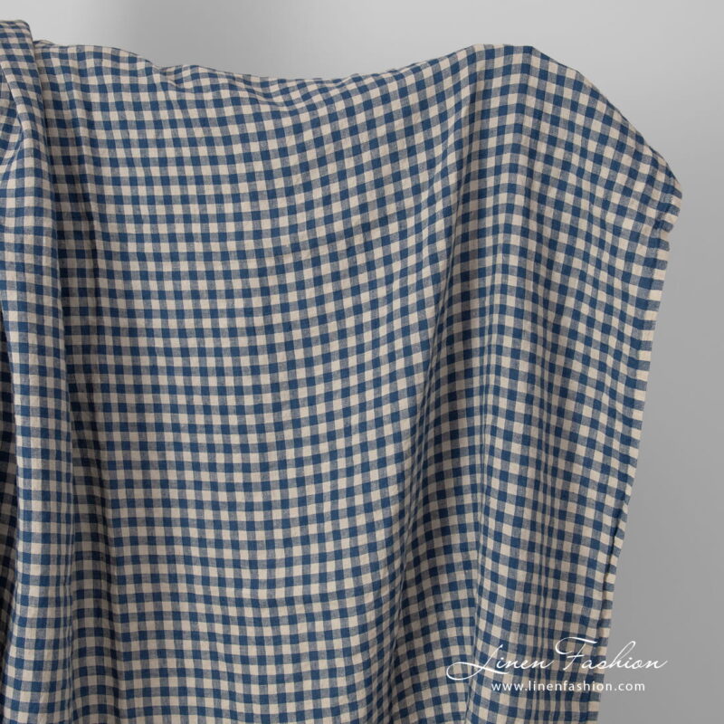 linen blue sand checks, washed.