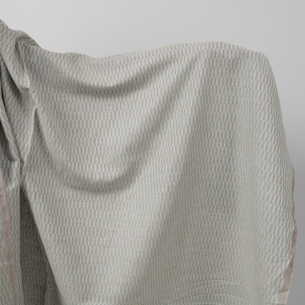 Halbleinen naturgrau-grünlich gestreift 1 Blue and grey patterned linen cotton fabric