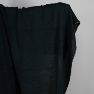 Leinen-Wollestoff blauschwarz Fischgrat gewaschen 7 Washed linen wool fabric black in herringbone pattern
