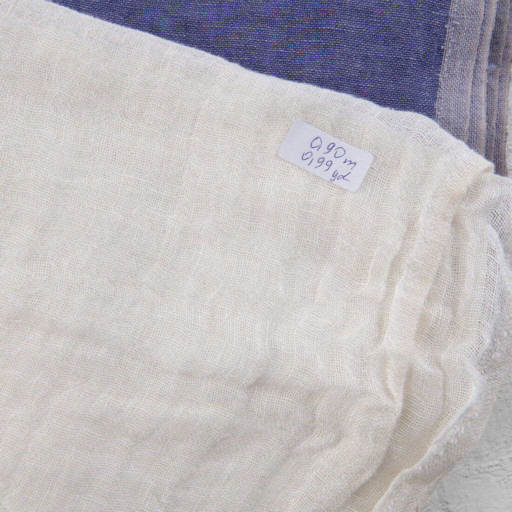 Stoffset Nr. 833 3 Linen Fabric Cuts, Set No. 833