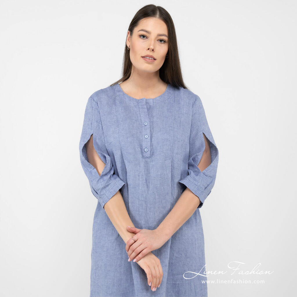 ADELAIDE Kleid himmelblau 3 light blue linen dress with open sleeves.