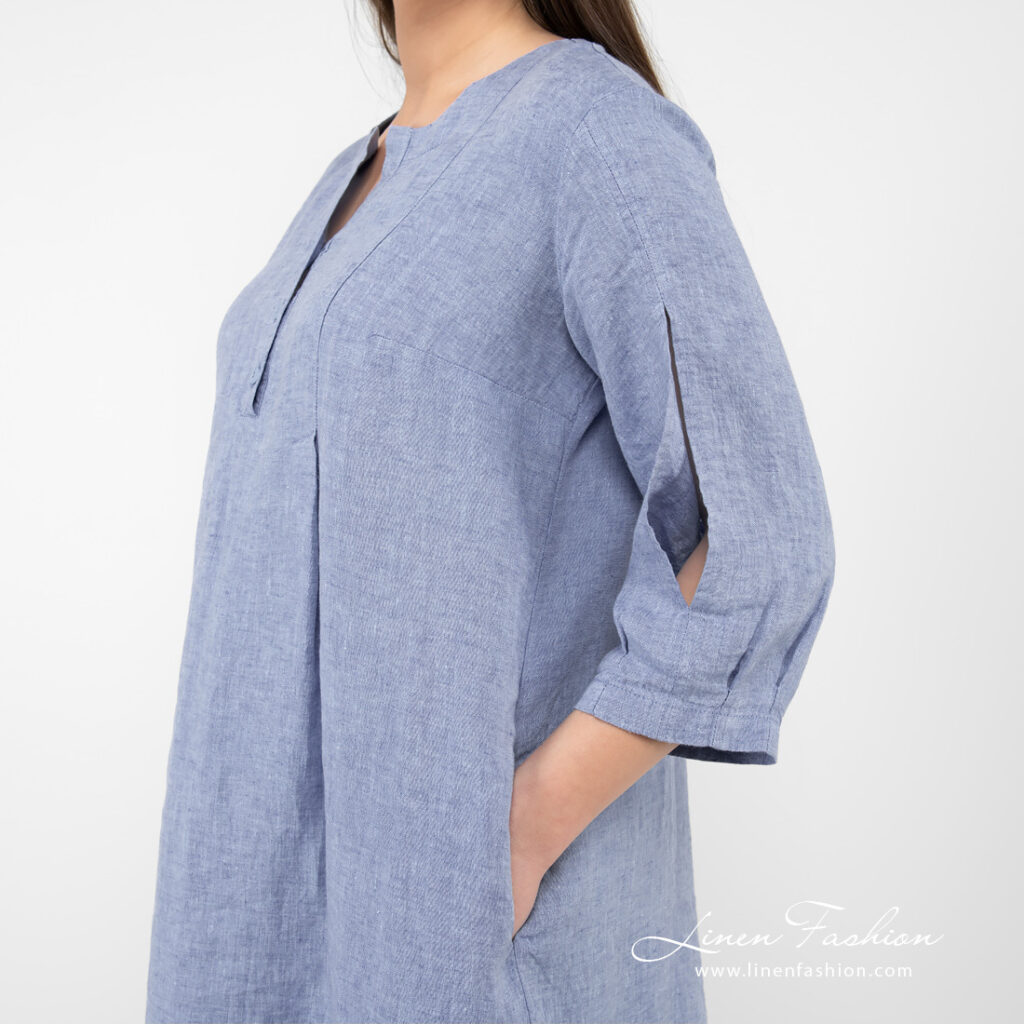 ADELAIDE Kleid himmelblau 4 light blue linen dress view from side.