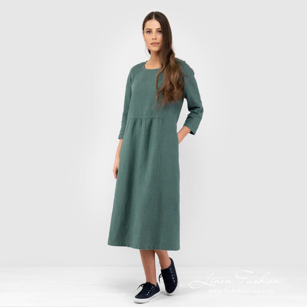 DELFINA Kleid dunkelgrün 1 DELFINA green dress.