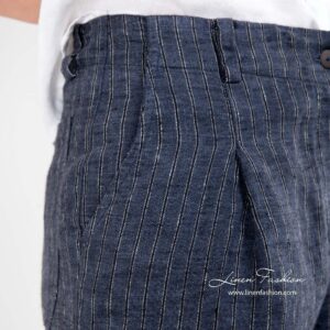 Poki pants in blue colour.