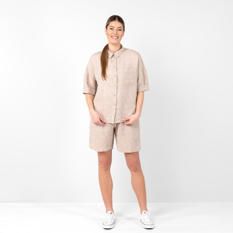 Linen brownish checked shorts