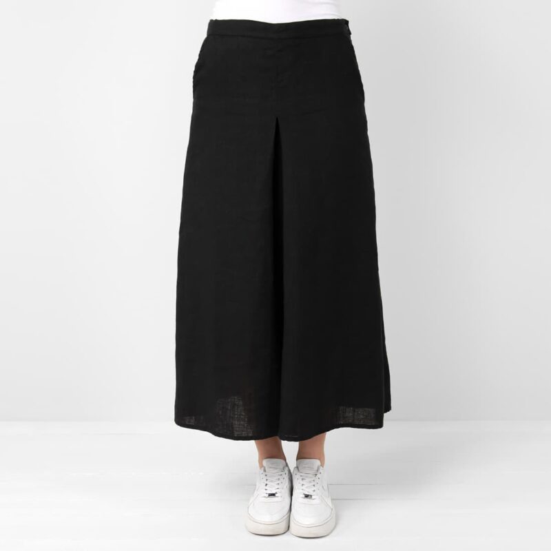Black linen culottes, elasticated back
