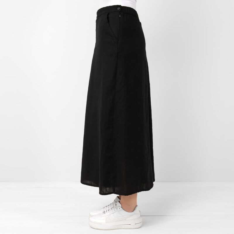 Black linen culottes, side zipper closure