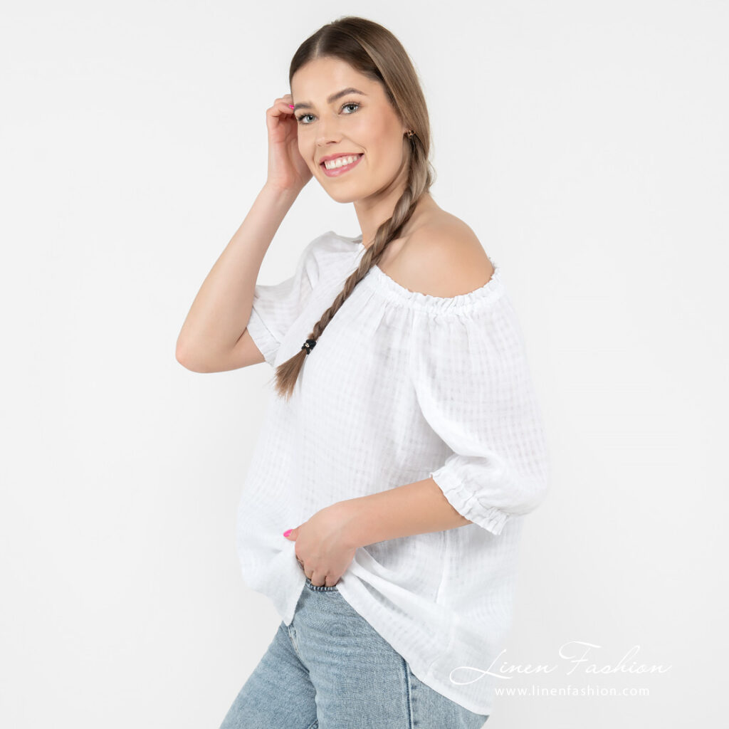 MELISA Bluse weiß 3 white linen blouse short sleeves, with ajoure checks.