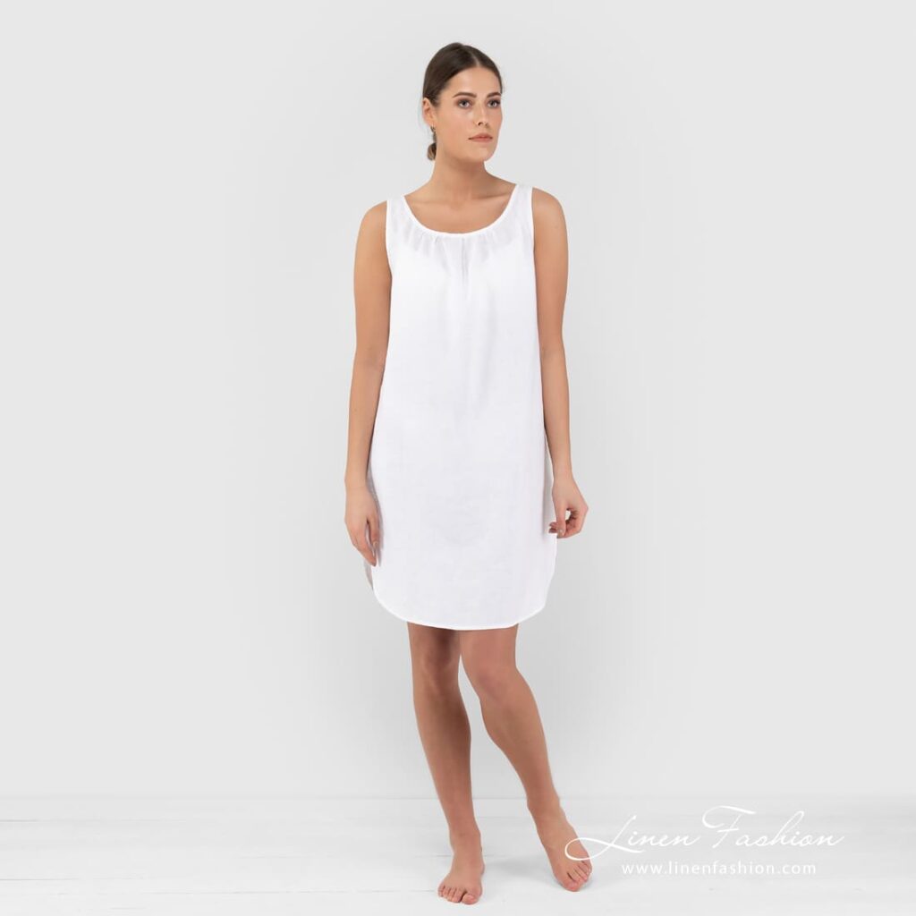 BAHAMA Nachthemd weiß 2 BAHAMA white linen nightgown knee lenght