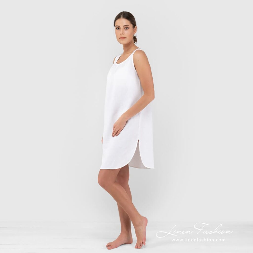 BAHAMA Nachthemd weiß 3 BAHAMA white linen nightgown oval slits