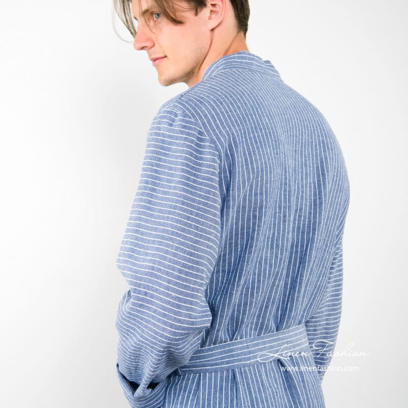 Linen mens bathrobe, aras, blue.