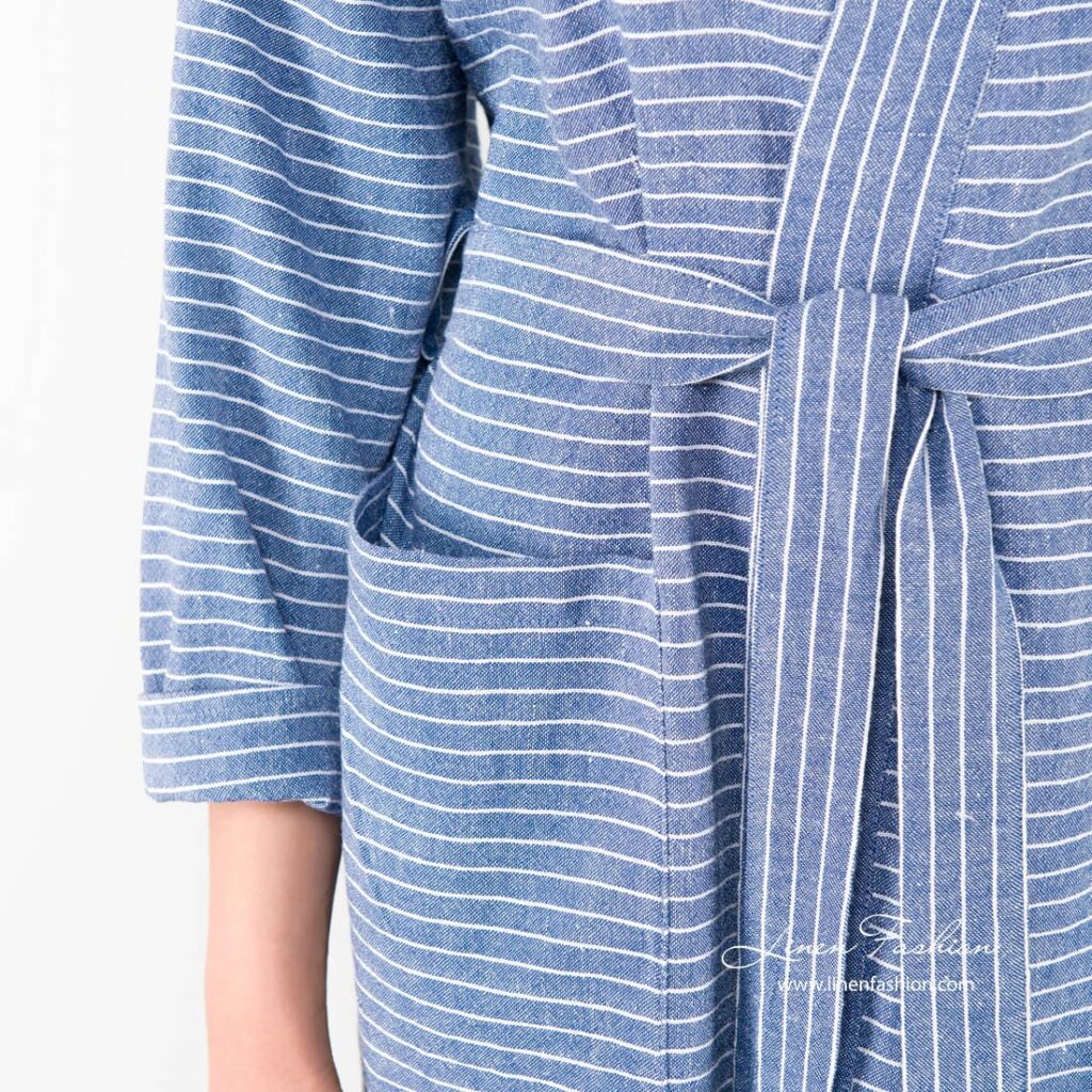 MARY LIN Bademantel blau 4 Linen womens robe in blue with a belt