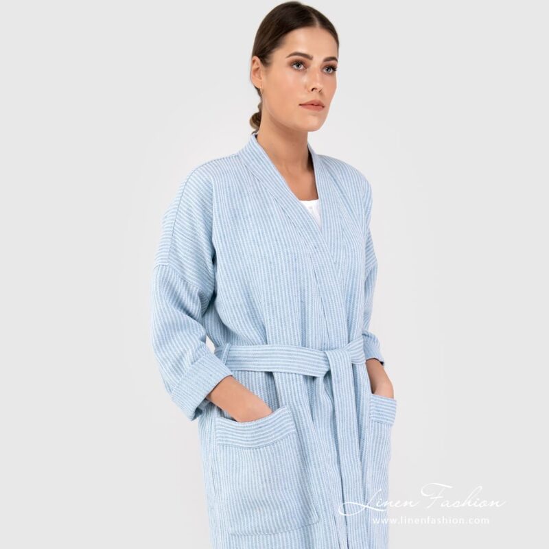 AIRA blue linen cotton bathrobe with pockets