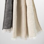 TORBY Schal beige