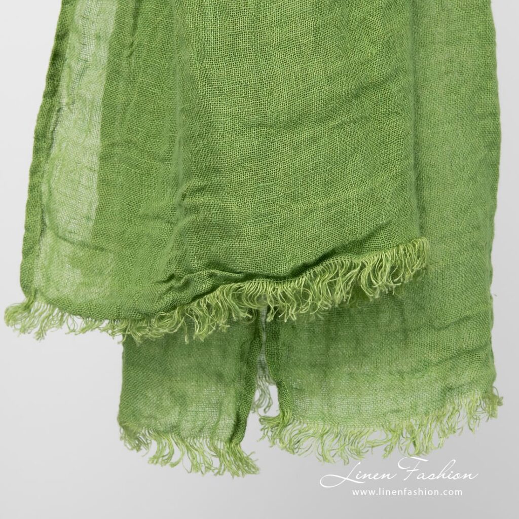 HALE Schal grün 3 HALE lime green scarf bottom