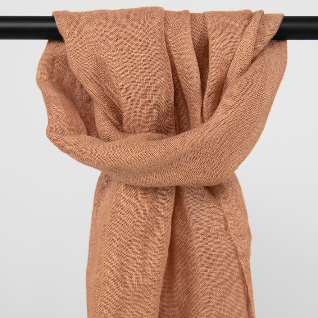 FINO Schal lehmbraun 2 Light brown linen shawl plain weave washed