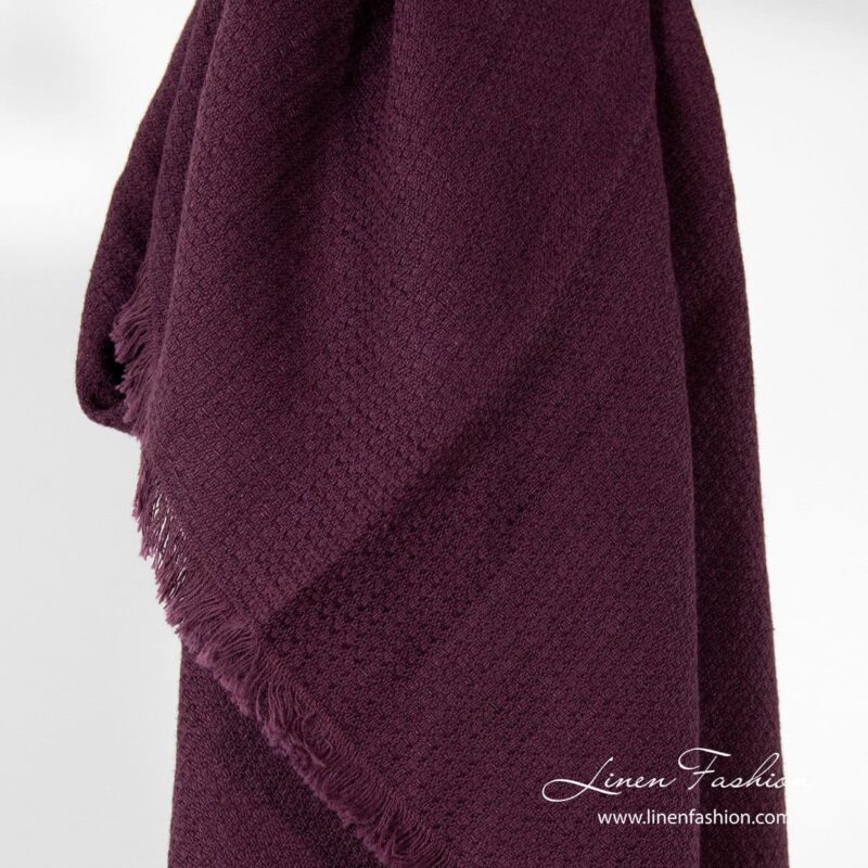 Dark red linen-cotton scarf.